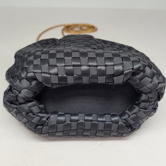 Vintage La Regale 80s Woven Black Bag with Snake Chain Strap Crossbody Purse - Picture 8 of 10